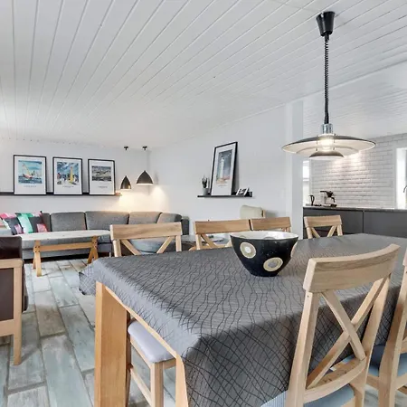 Nyaraló Modern Retreat In Ingstrup Løkken